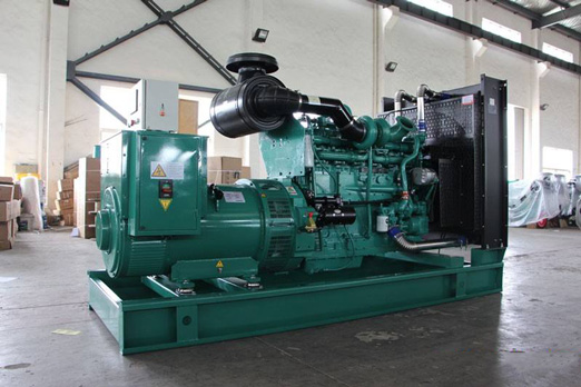 南川320kw康明斯柴油发电车出租_COPY_COPY